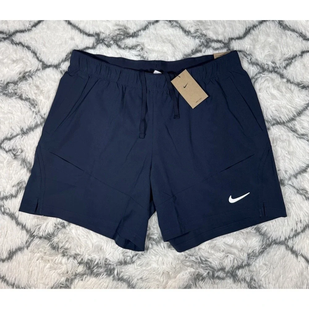 Nike court adv